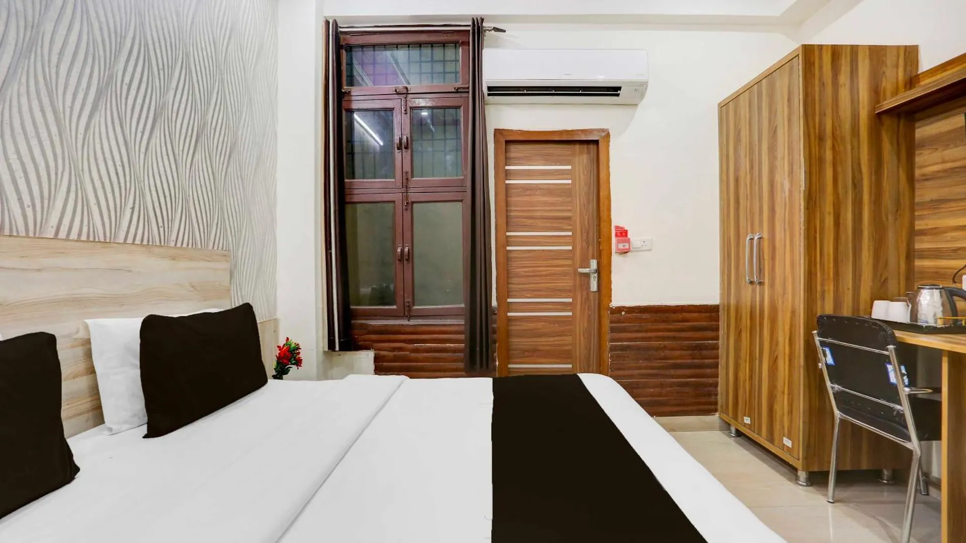 ***  Collection O Sector 4 Gurgaon 호텔 인도